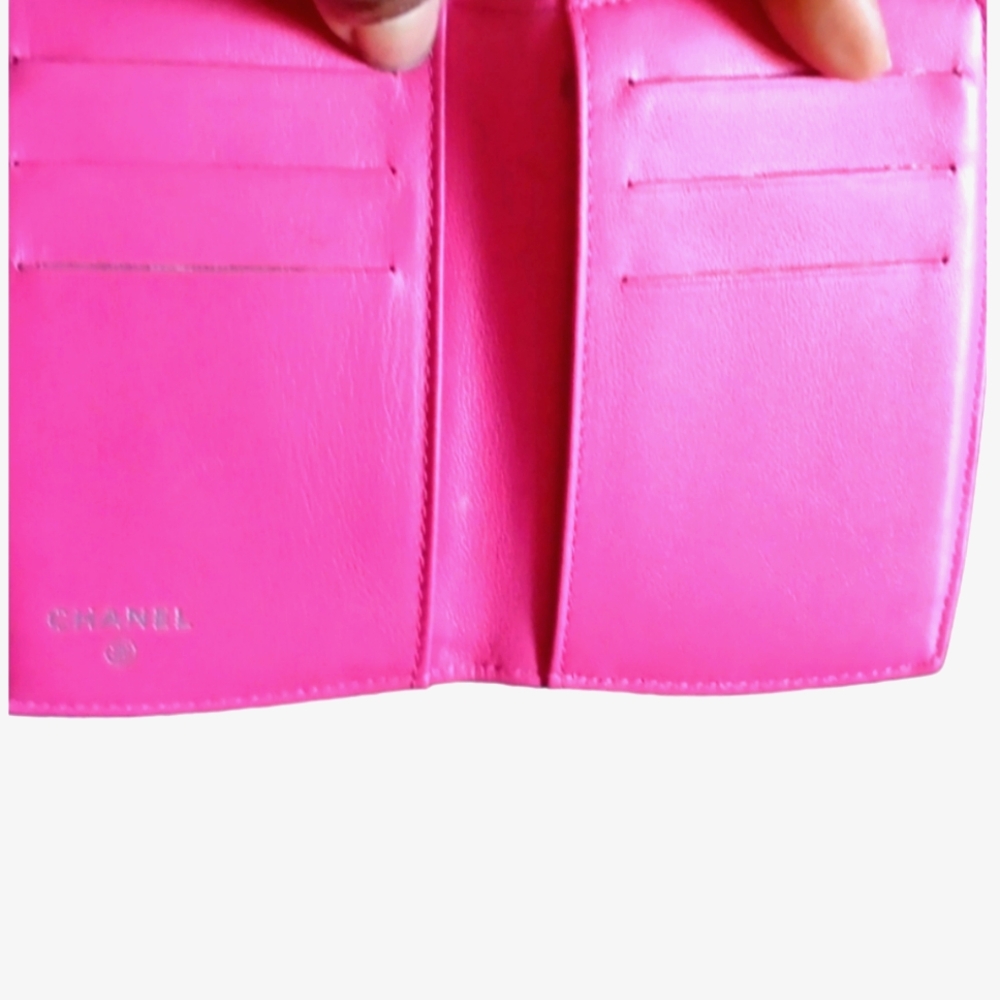 Chanel wallet pink patent leather Nicole authentic GUC ❤️ - Picture 4 of 9